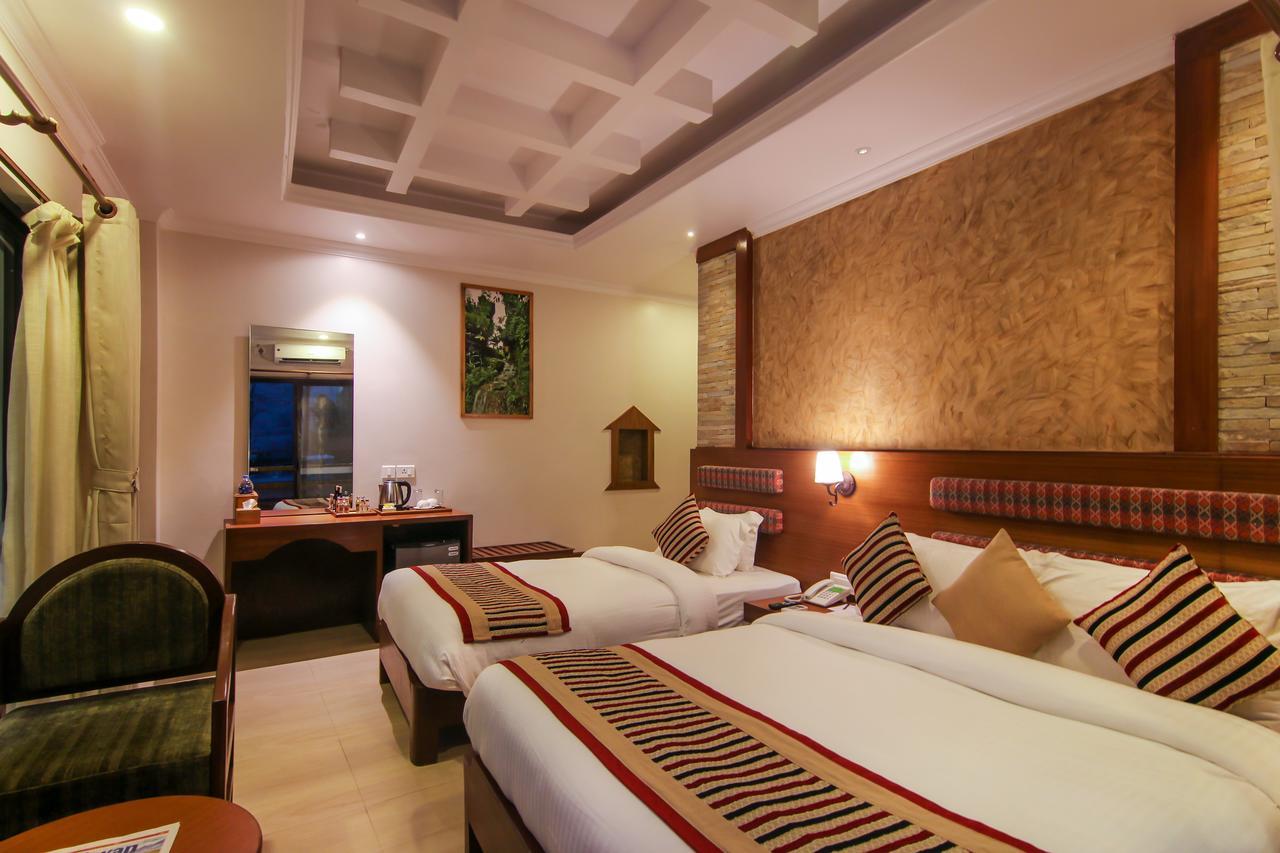Kuti Resort & Spa Pokhara Bagian luar foto