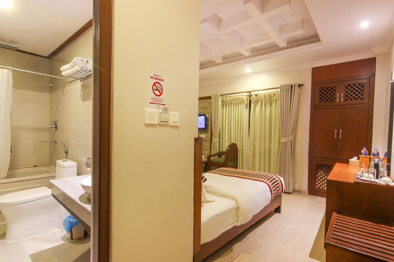 Kuti Resort & Spa Pokhara Bagian luar foto